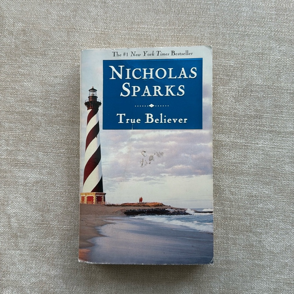 True Believer by Nicholas Sparks BOOK